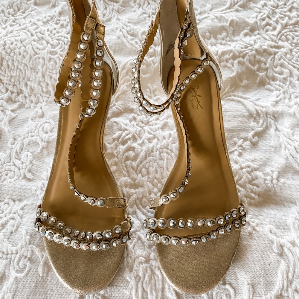 Thalia Sodi Sandals